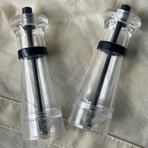 Rare/unique Clear Acrylic Salt and Pepper push top dispensers NWOT